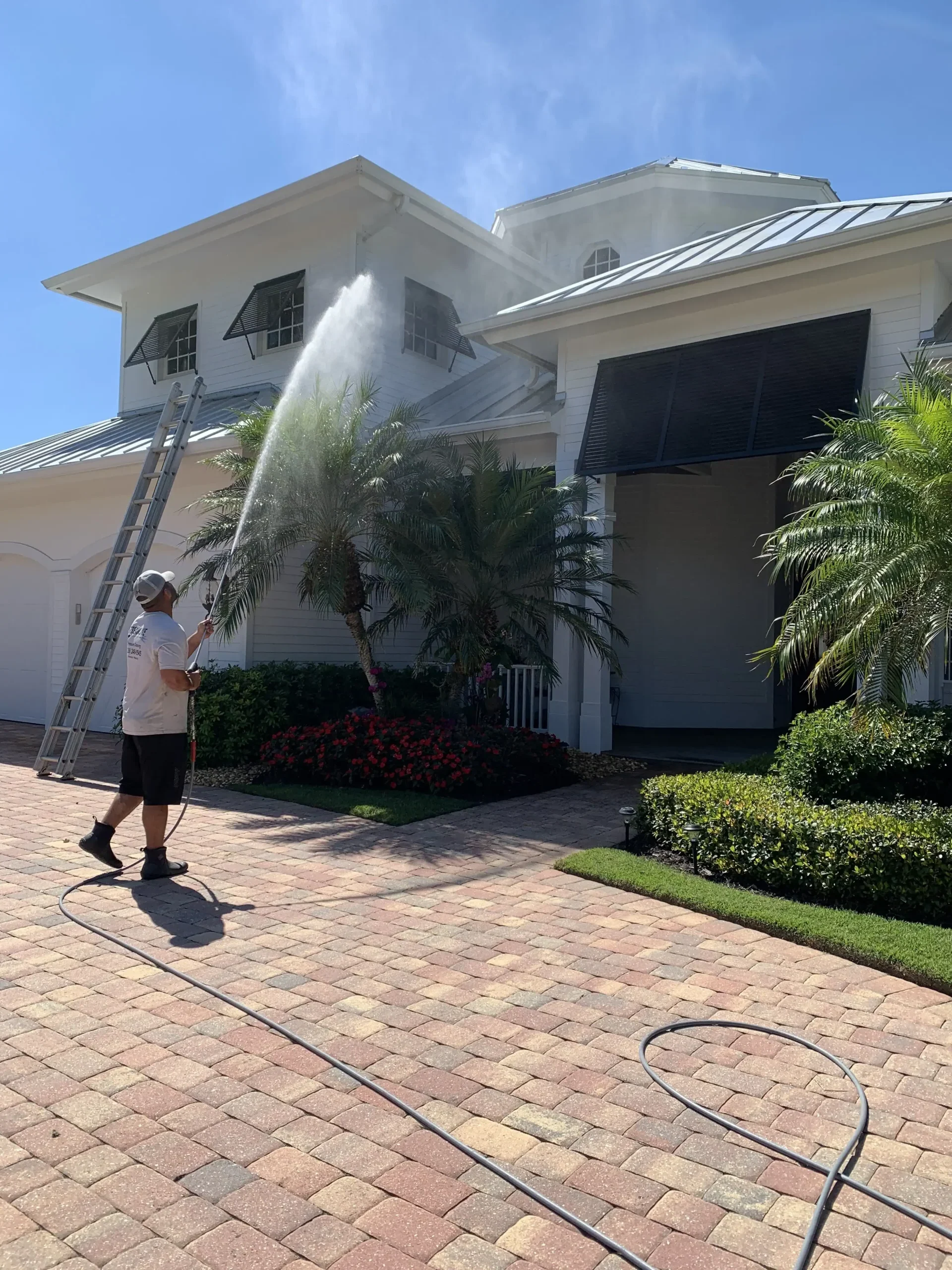 House Washing Naples FL — Wash & Glow 2 - Year Guarantee